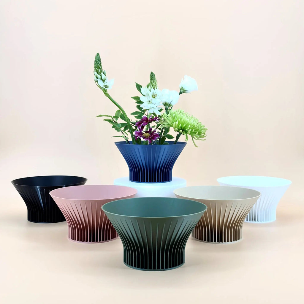 LOTUS Vase Small