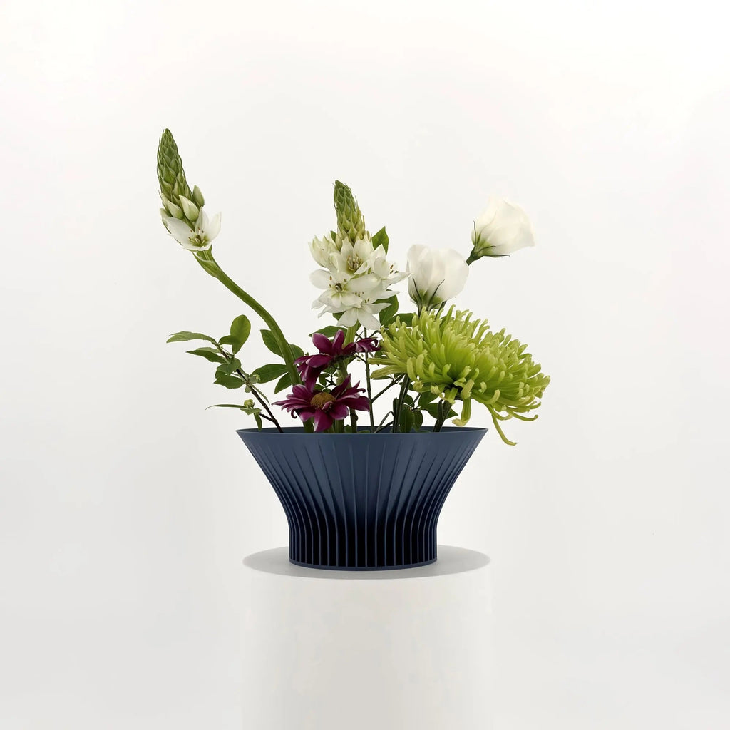 LOTUS Vase Small