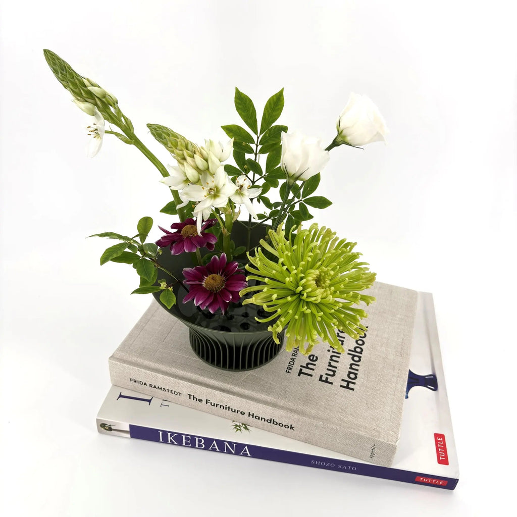 LOTUS Vase Small