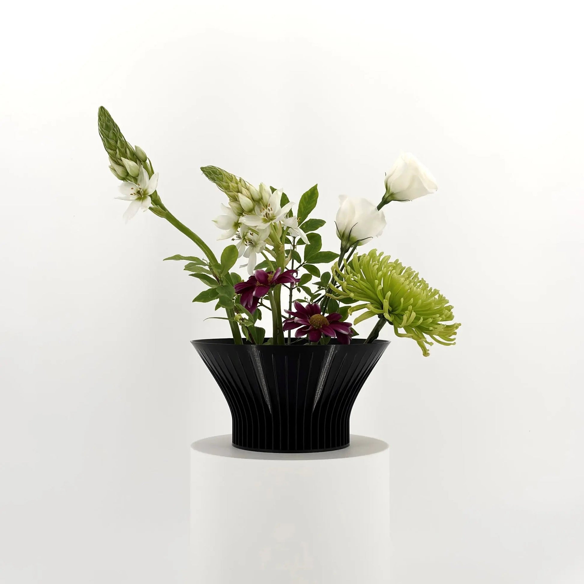 LOTUS Vase Small