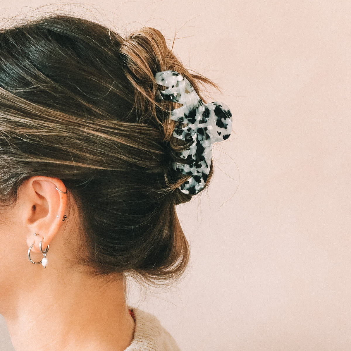 The Agatha - Pearly Gray