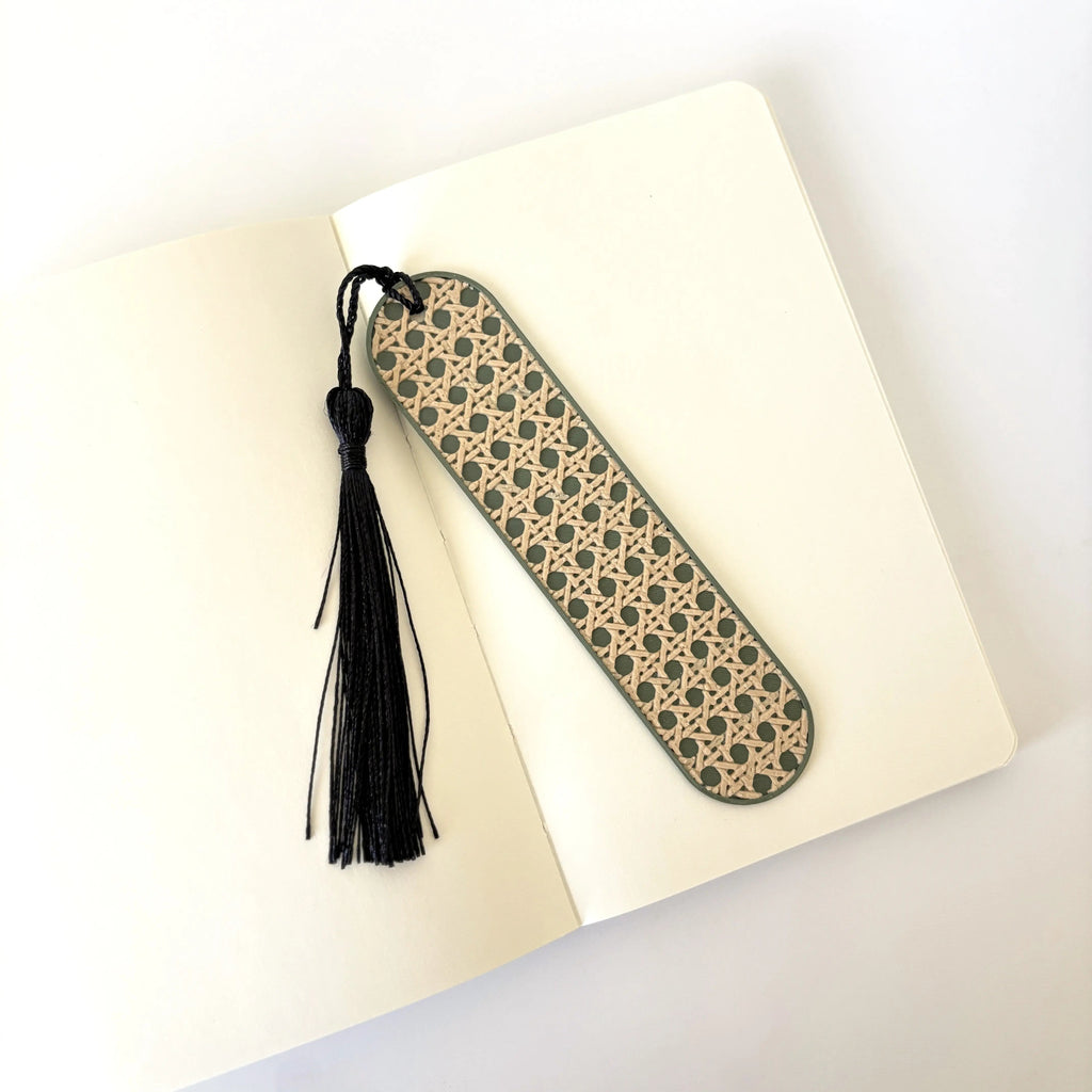 COZI Rattan Bookmark