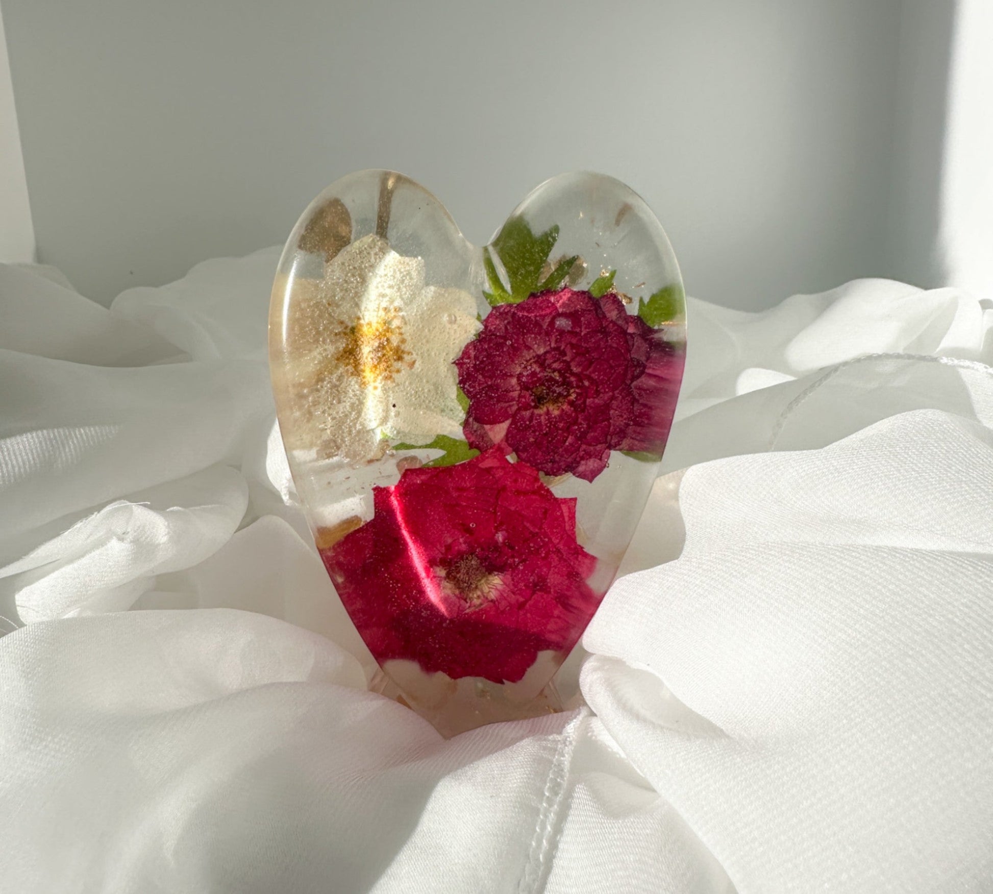 Cœur de rose - Décoration botanique en résine faite à la main Cœur de jardin romantique