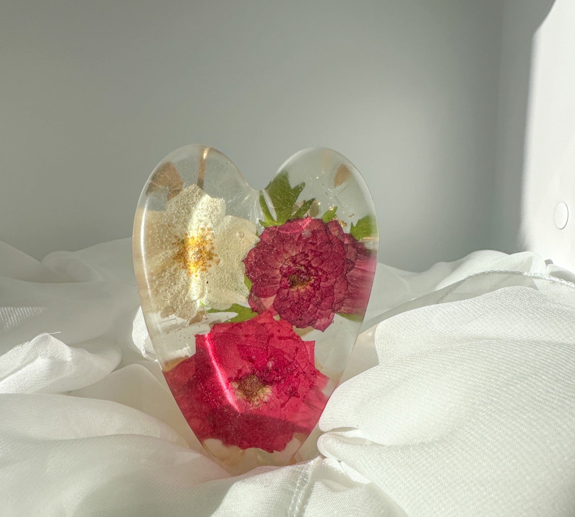 Cœur de rose - Décoration botanique en résine faite à la main Cœur de jardin romantique