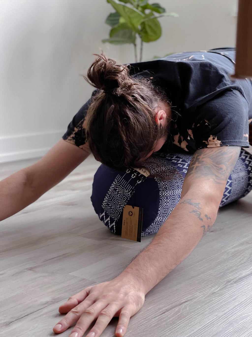 Round Yoga Bolster | Natural & Organic | Navy Print