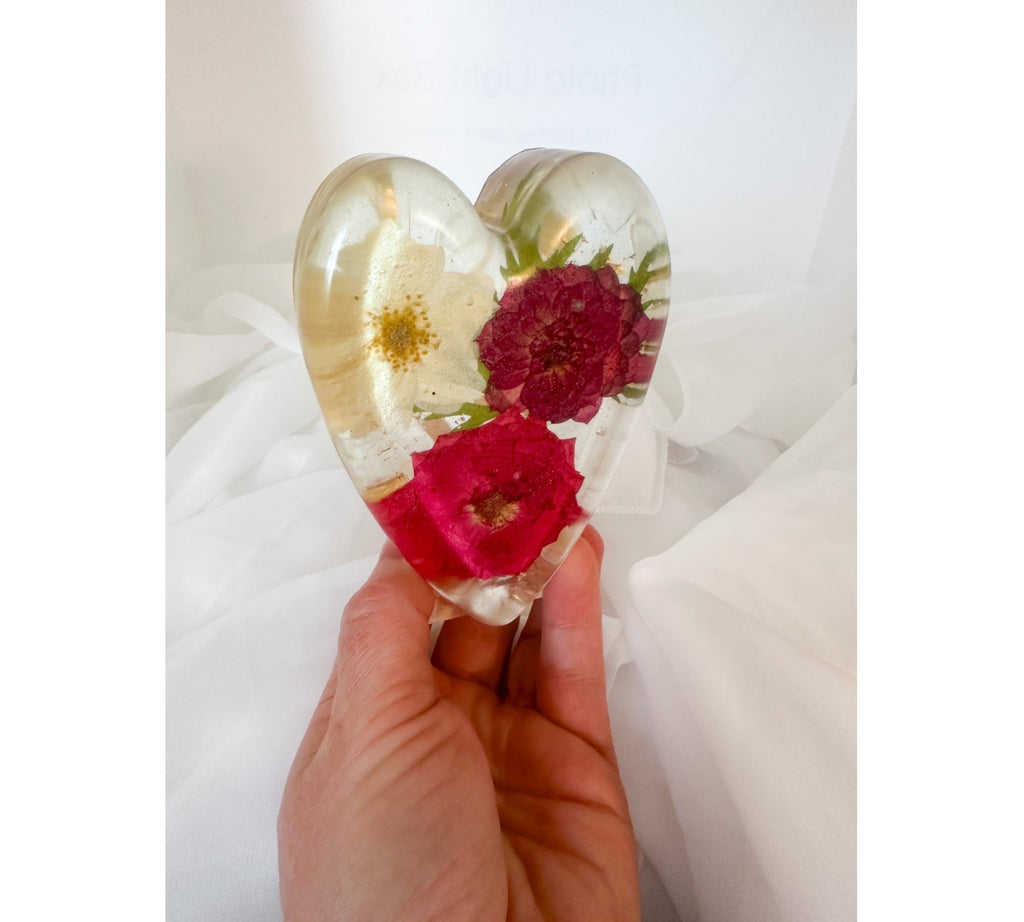 Cœur de rose - Décoration botanique en résine faite à la main Cœur de jardin romantique