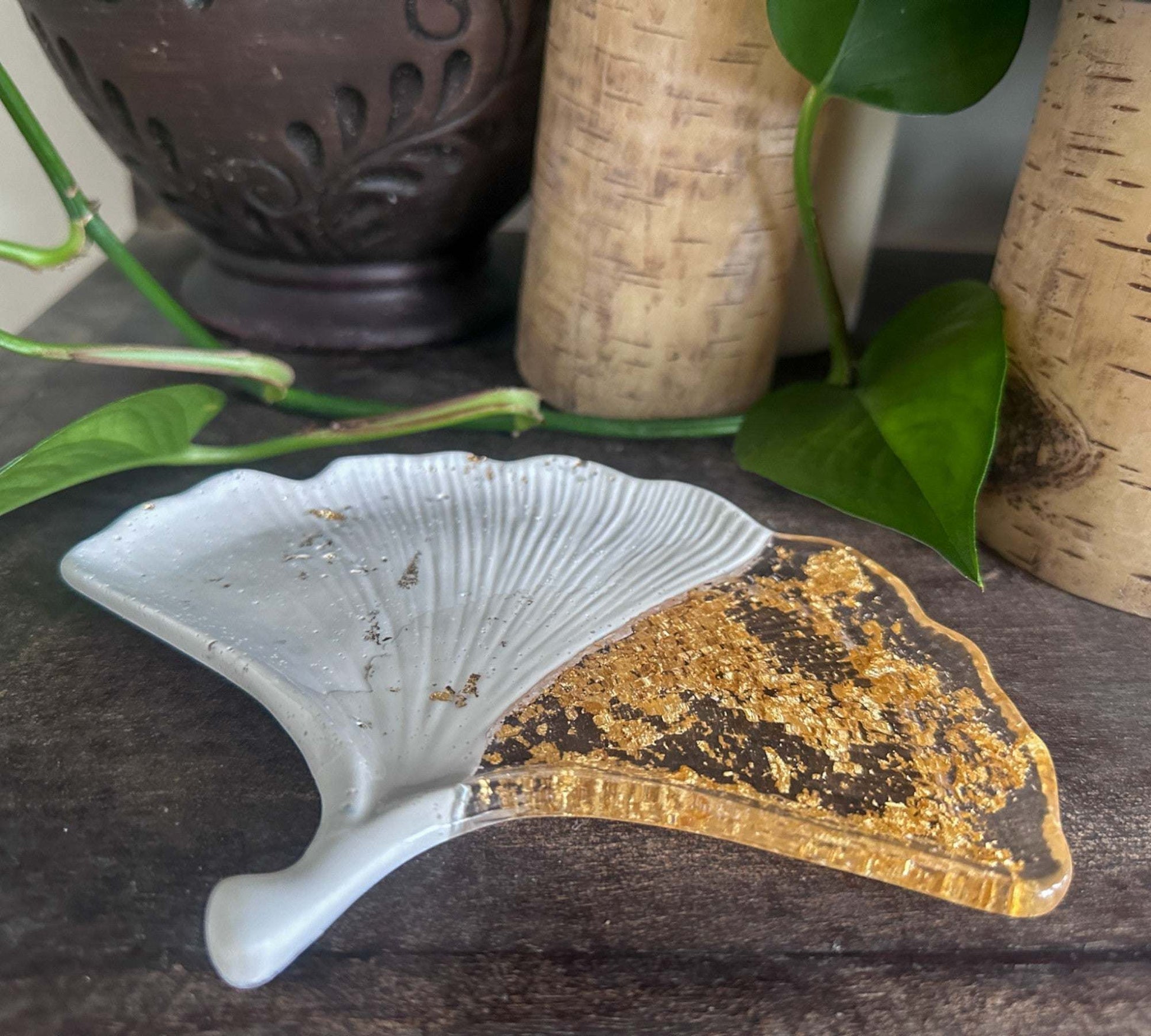Plateau Fusion Ginkgo Doré - Plateau Feuille Fait Main en Résine et Pierre