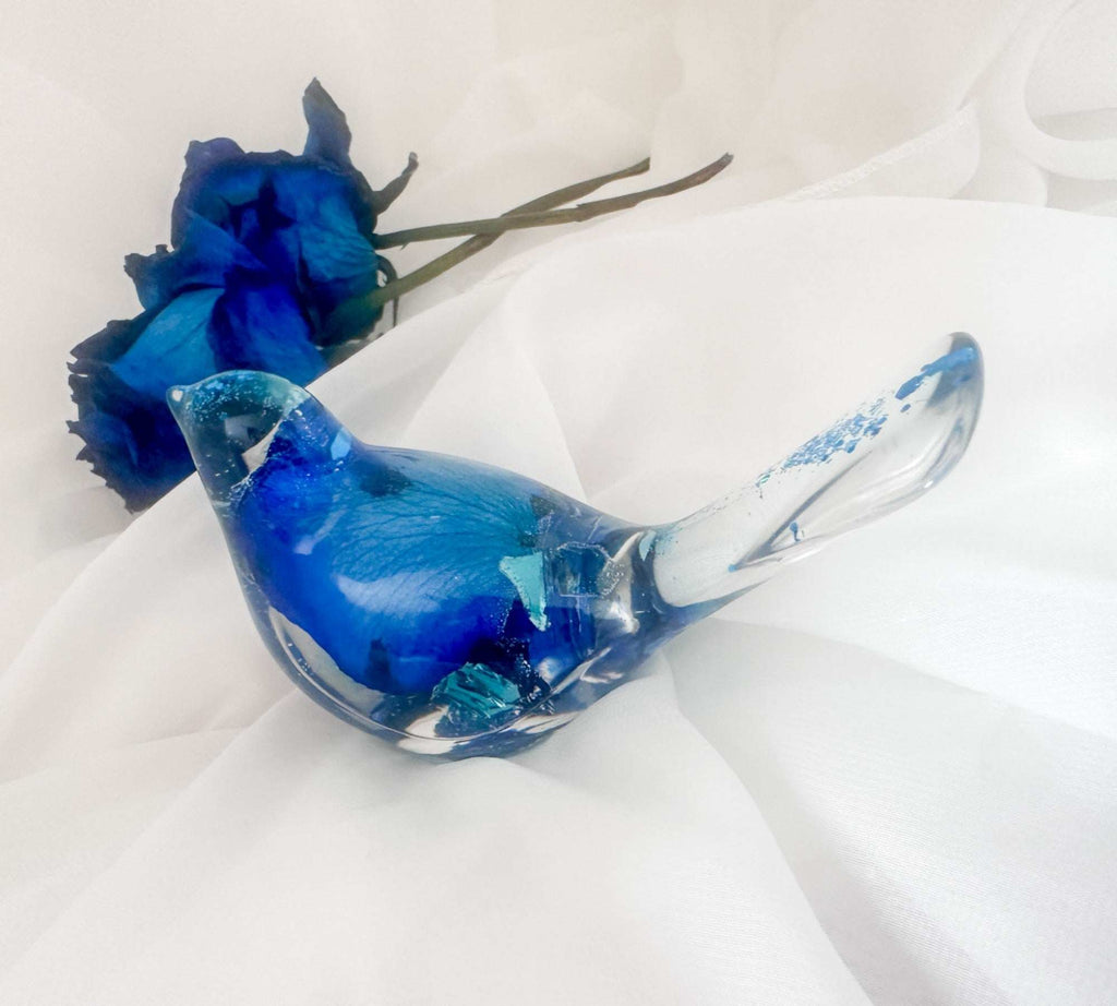 Oiseaux chanteurs azur de sérénité - Grand oiseau en résine fait main en forme de rose bleue