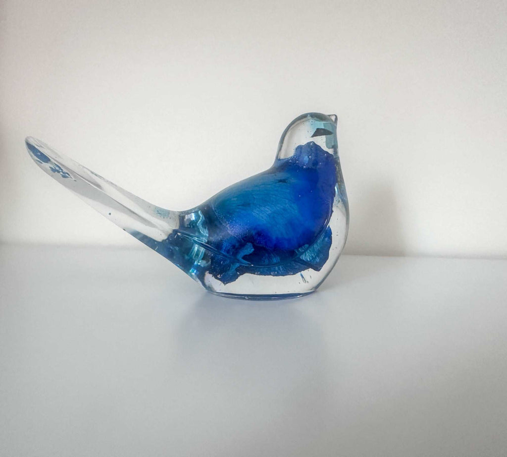 Oiseaux chanteurs azur de sérénité - Grand oiseau en résine fait main en forme de rose bleue