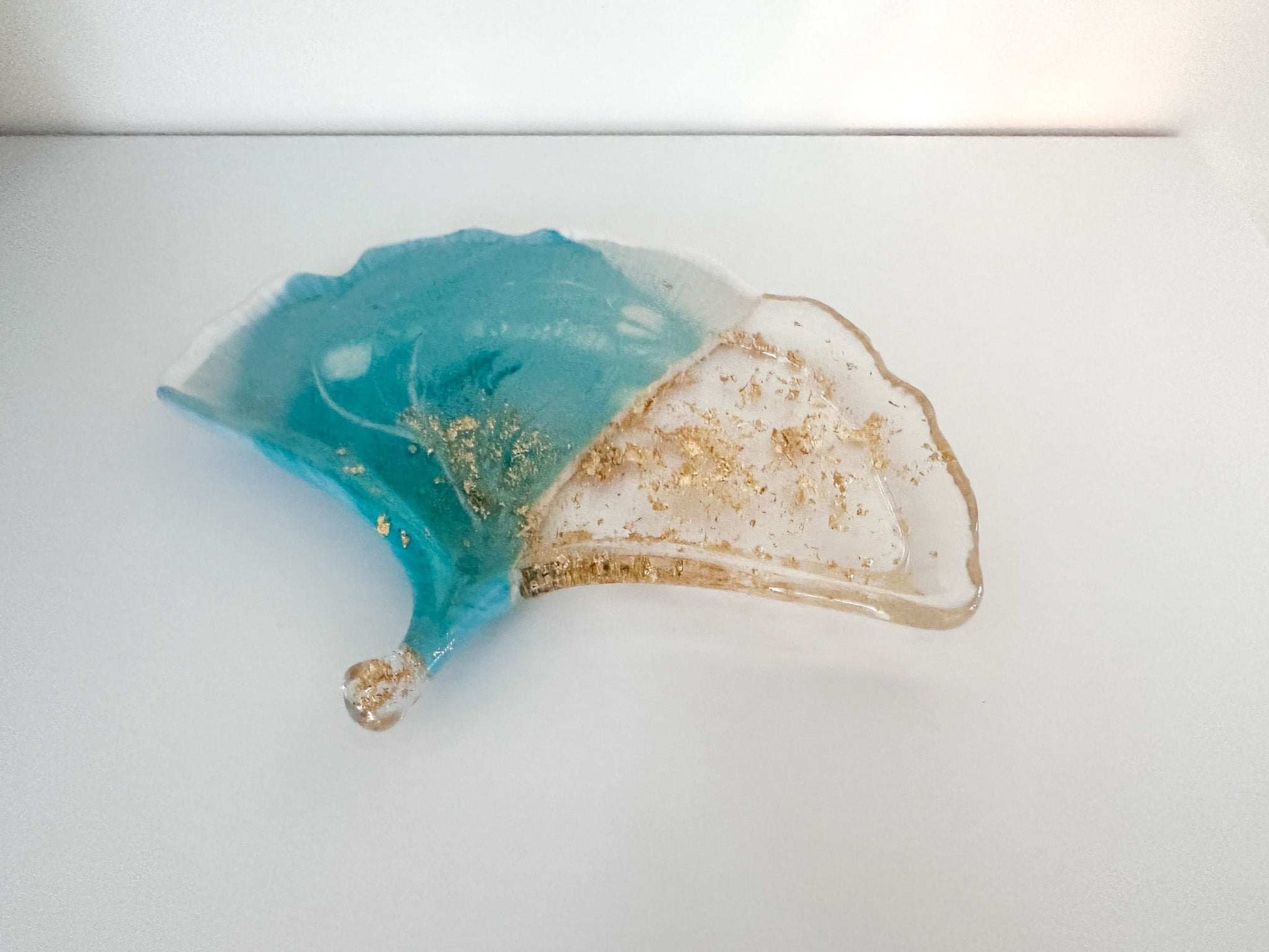 Plateau Fusion Ginkgo Doré - Plateau Feuille Fait Main en Résine et Pierre