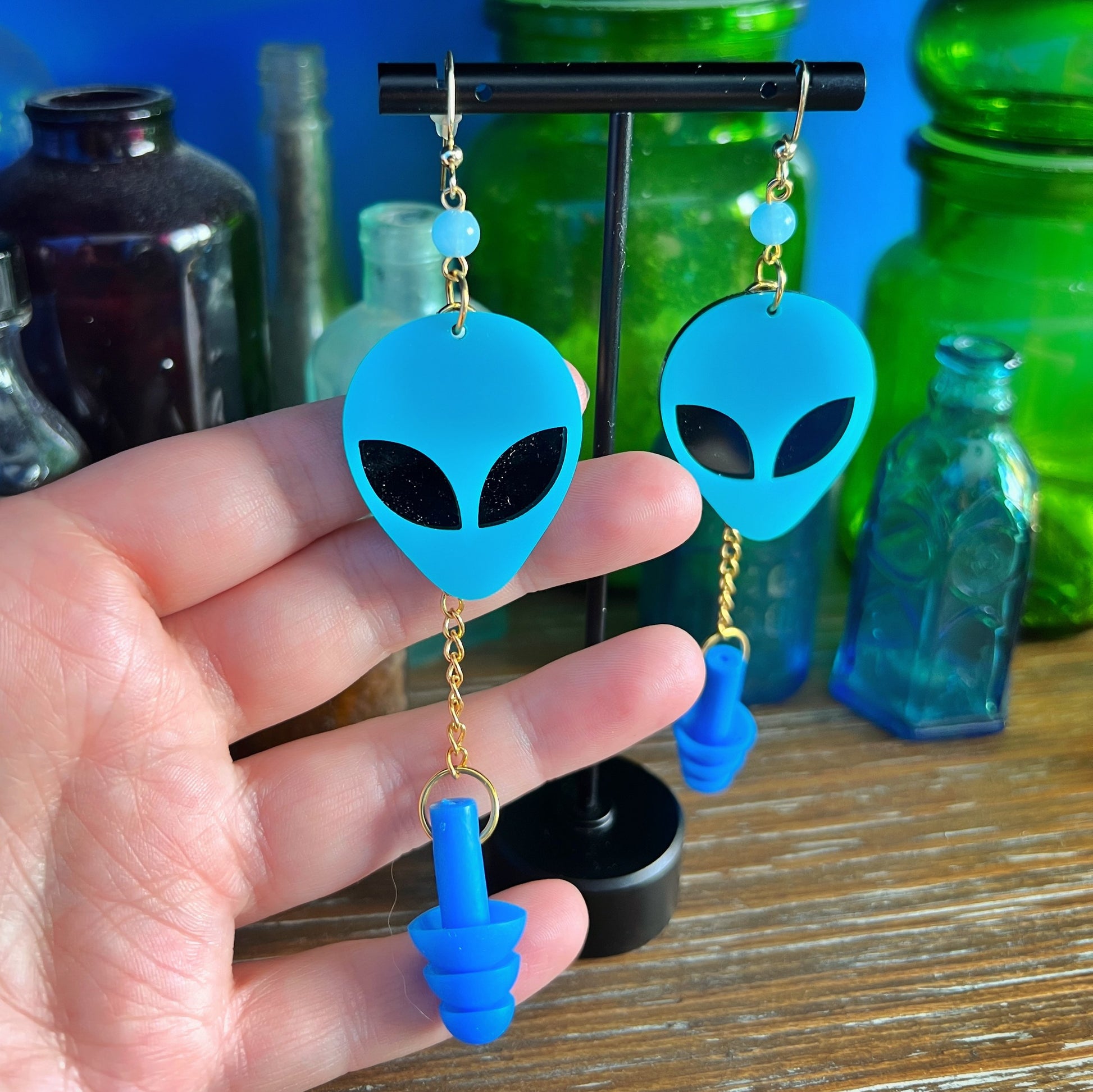 Boucles d'oreilles bouchons d'oreille tête d'alien bleu – Style extra-terrestre et soutien sensoriel 