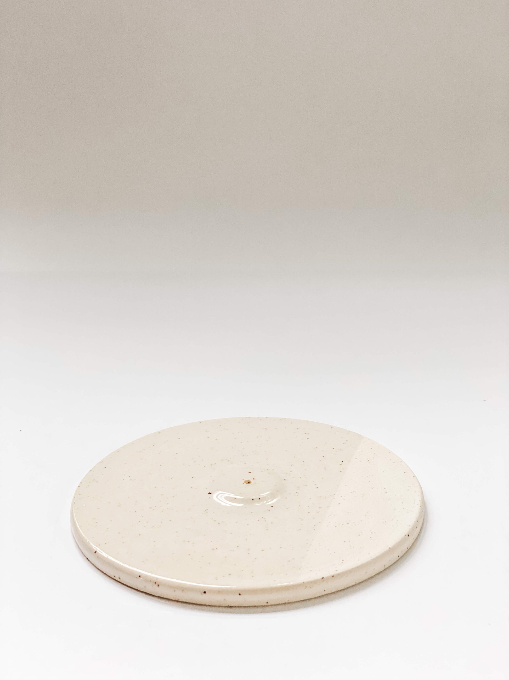 Porte-encens de style assiette