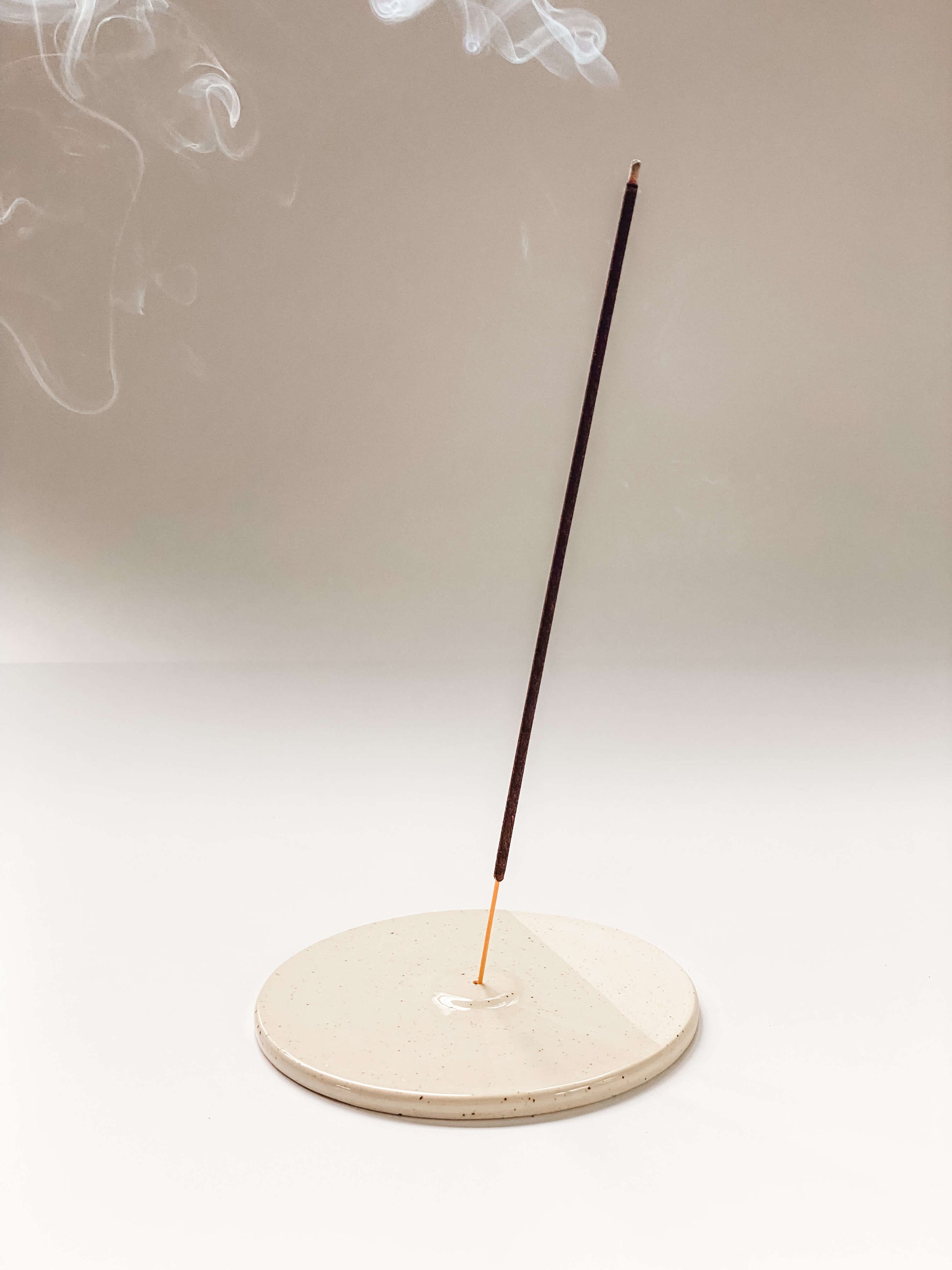 Porte-encens de style assiette