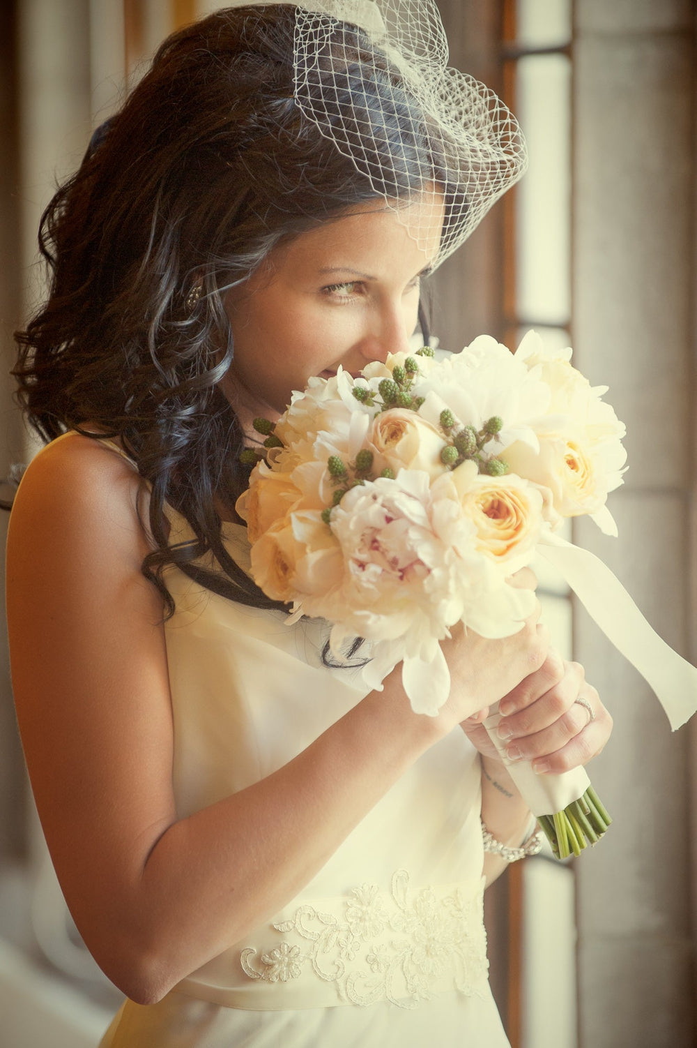 PILLBOX Mini Birdcage Bridal Veil with Bow