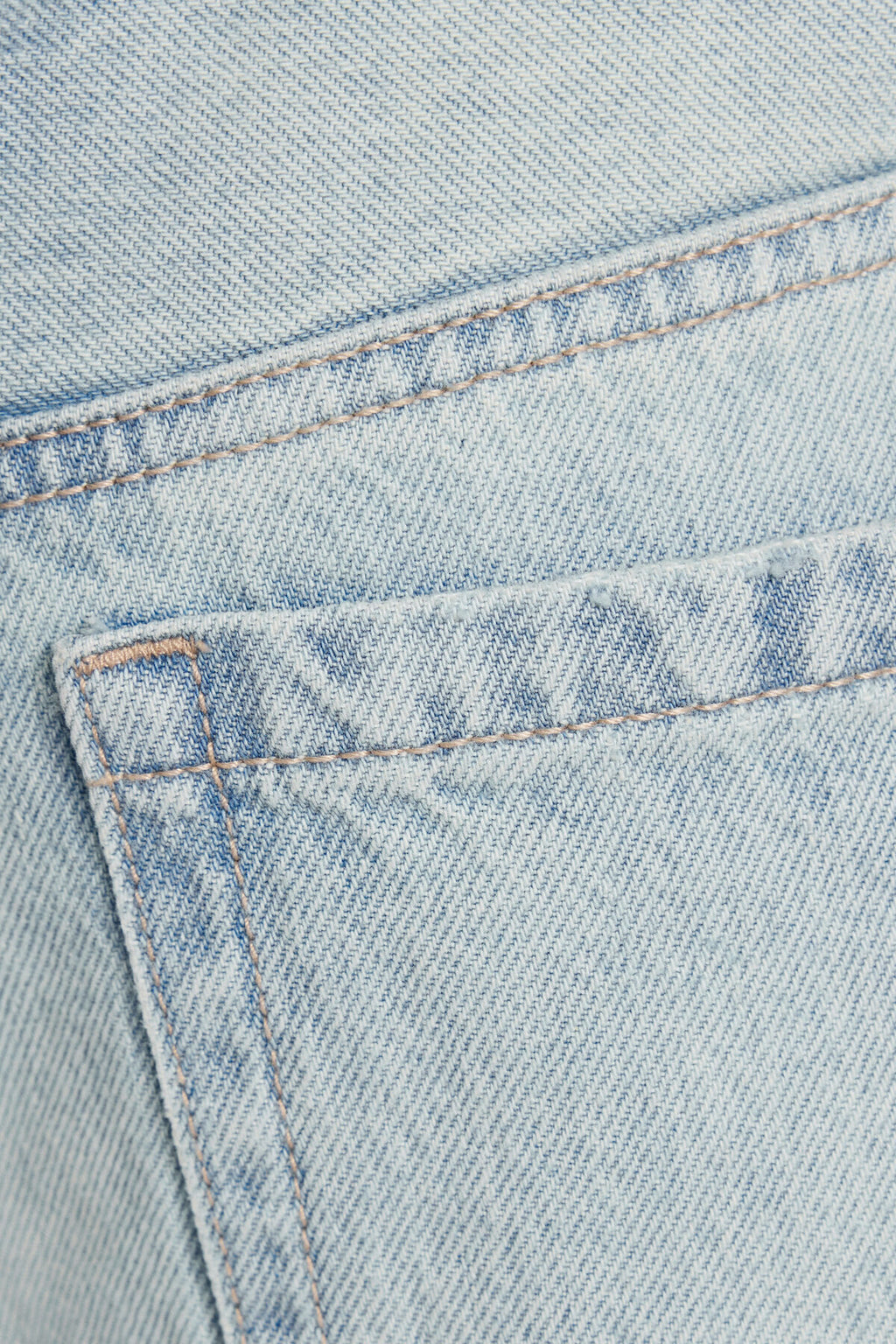 Low Rise Baggy Jeans