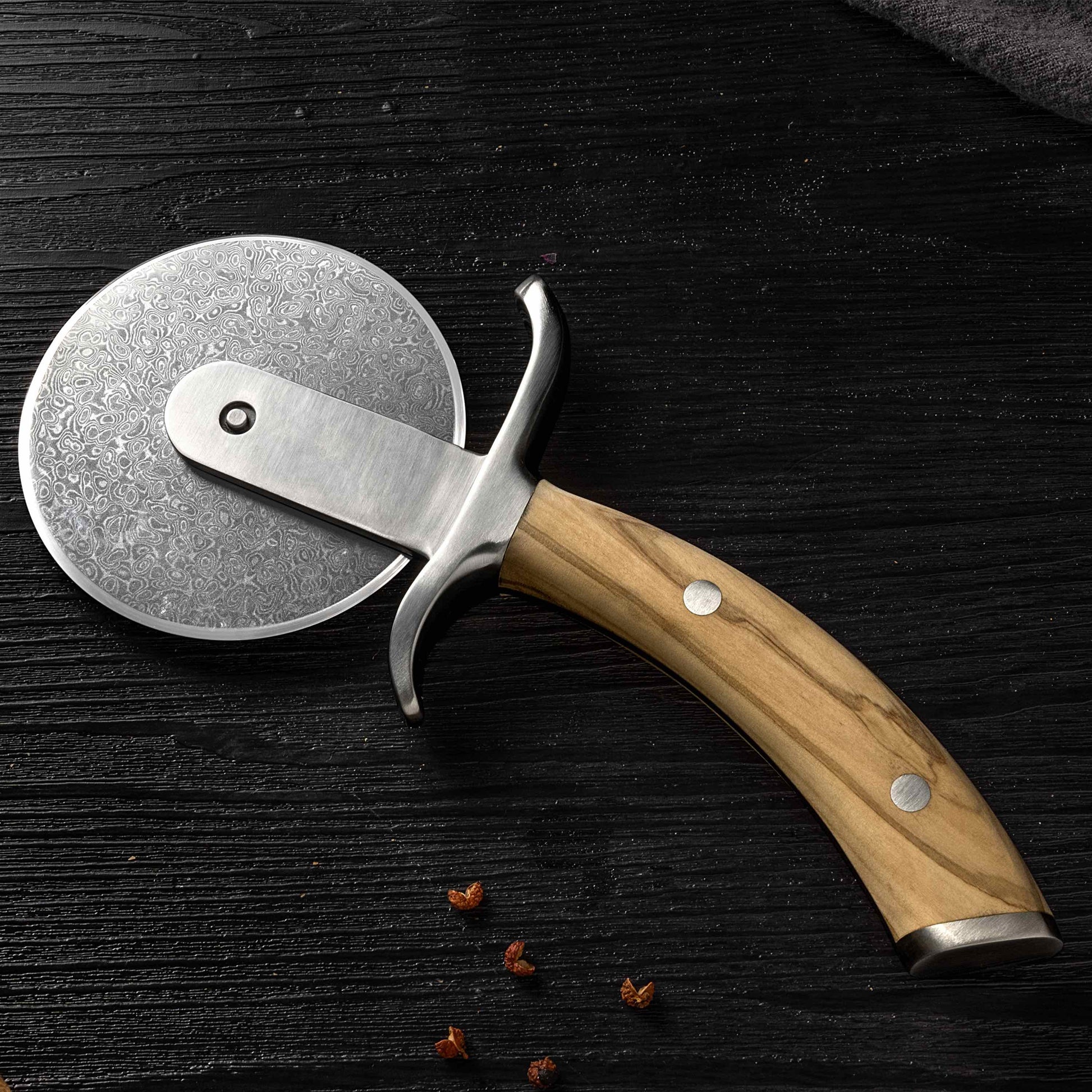 MIA Pizza Slicer | Olive Wood handle