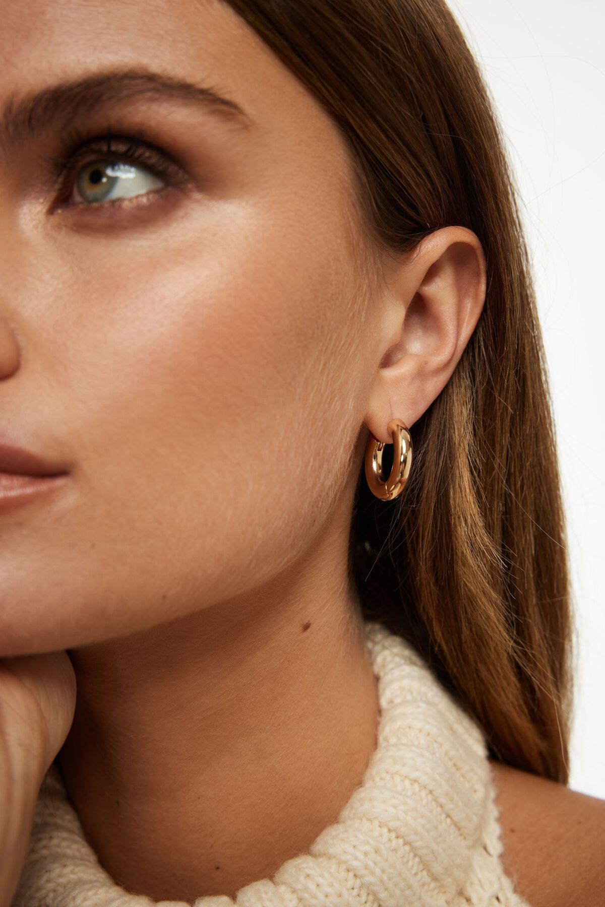 Mini boucles d'oreilles créoles sans couture