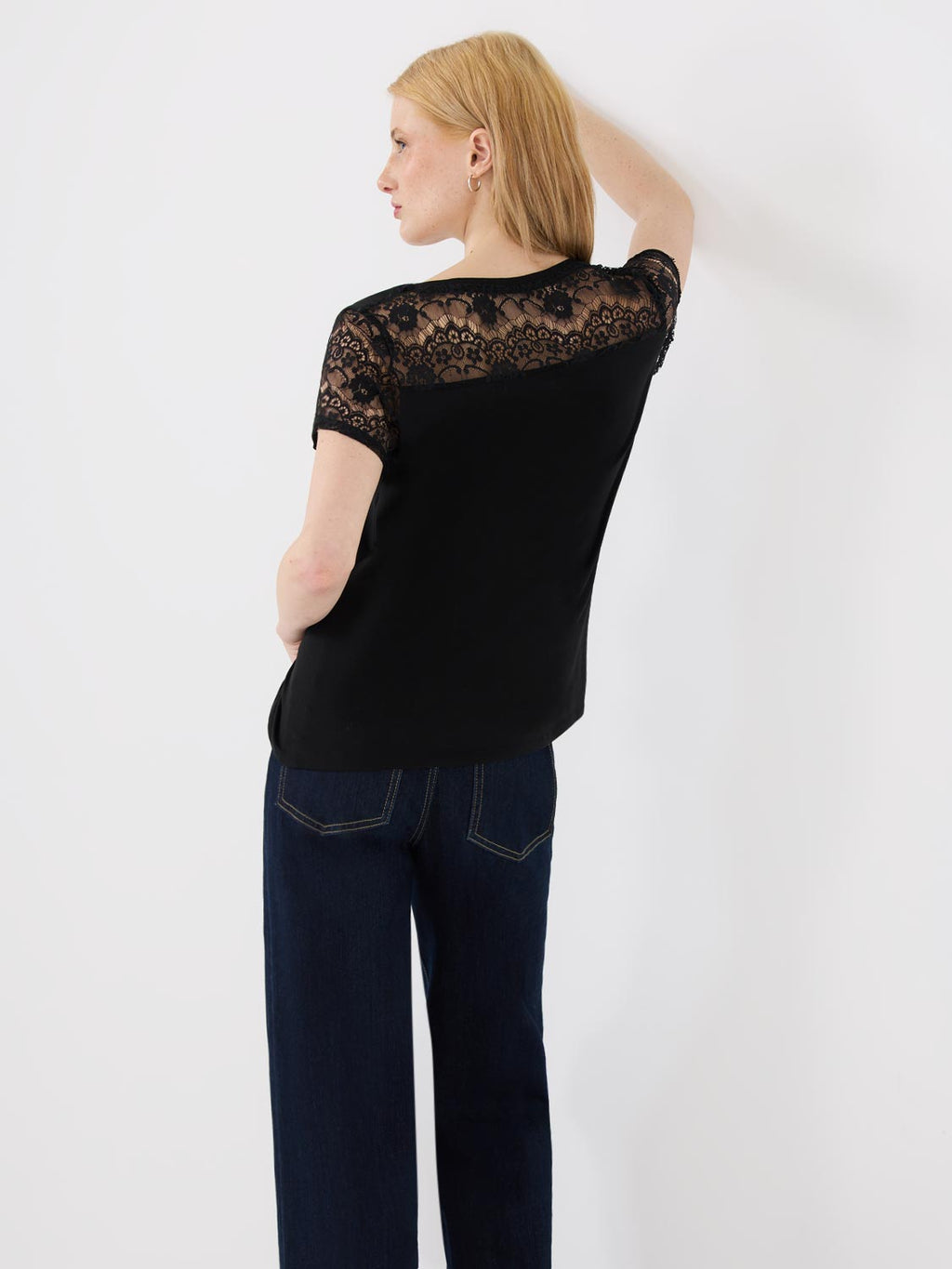 T-shirt à manches courtes en dentelle