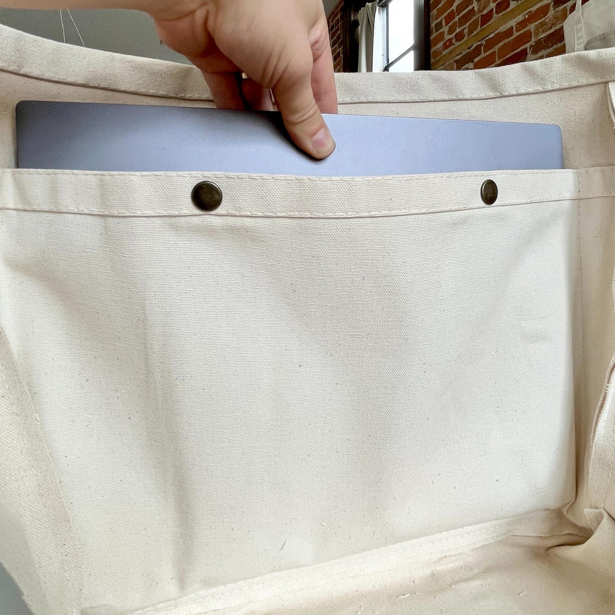 Laptop Pocket (for Amiga Tote only)