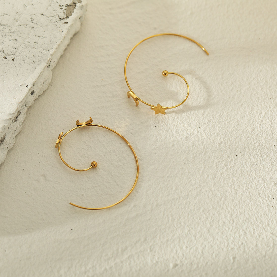 MASSIUM Earrings