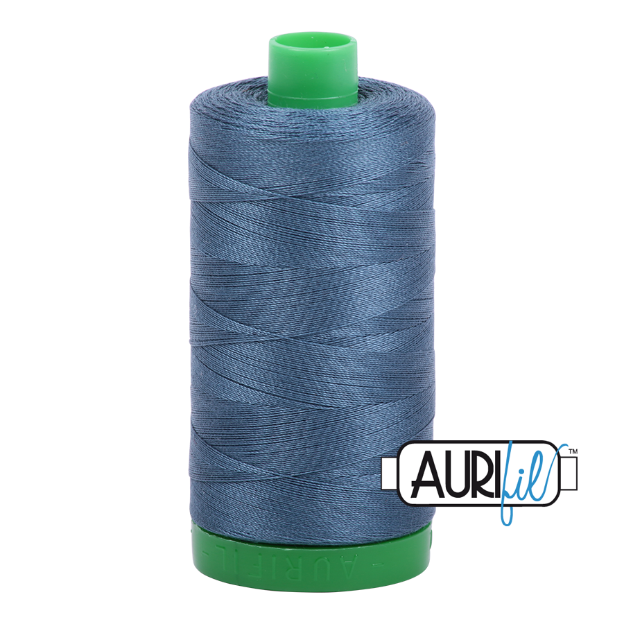 Fil Aurifil – Gris bleu moyen 1310 – 40 %