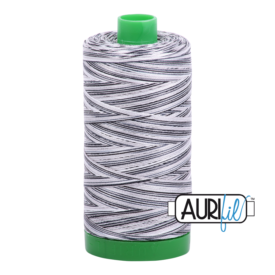 Fil Aurifil - Torsade réglisse 4652 - 40wt