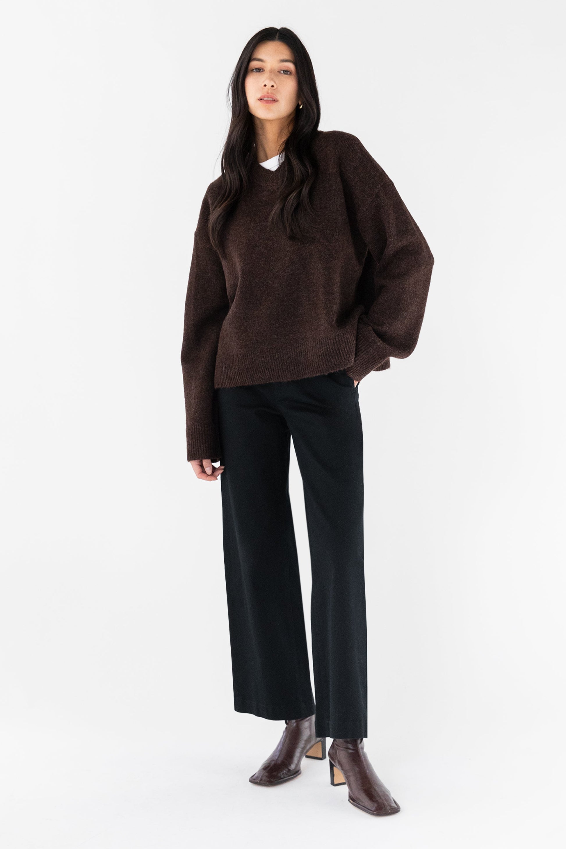 PANTALON LARGE EN SERGÉ LONGUEUR RÉGULIÈRE
