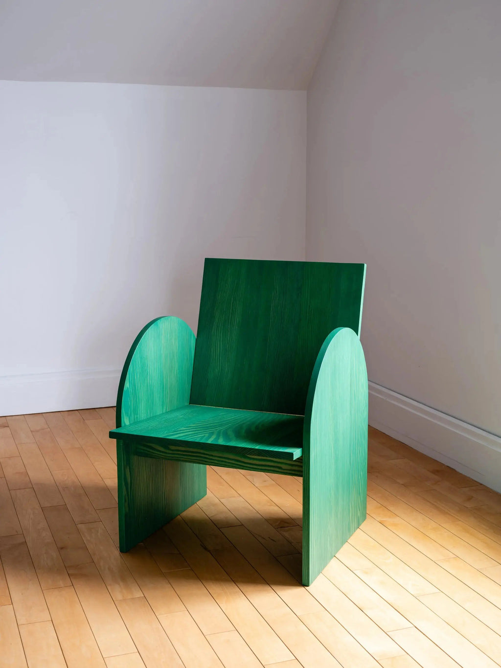 MUGO Wooden Armchair