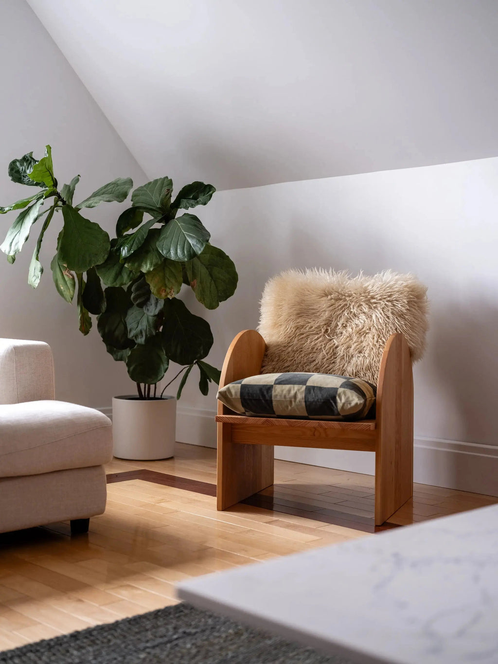 MUGO Wooden Armchair