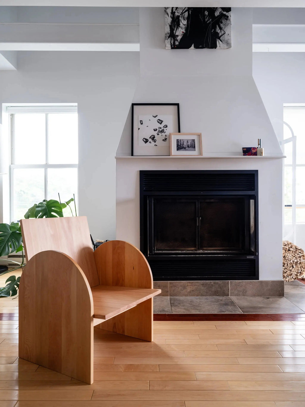MUGO Wooden Armchair