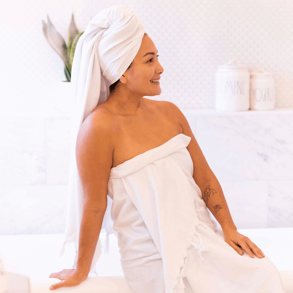 Turkish Towels Canada | Set in White