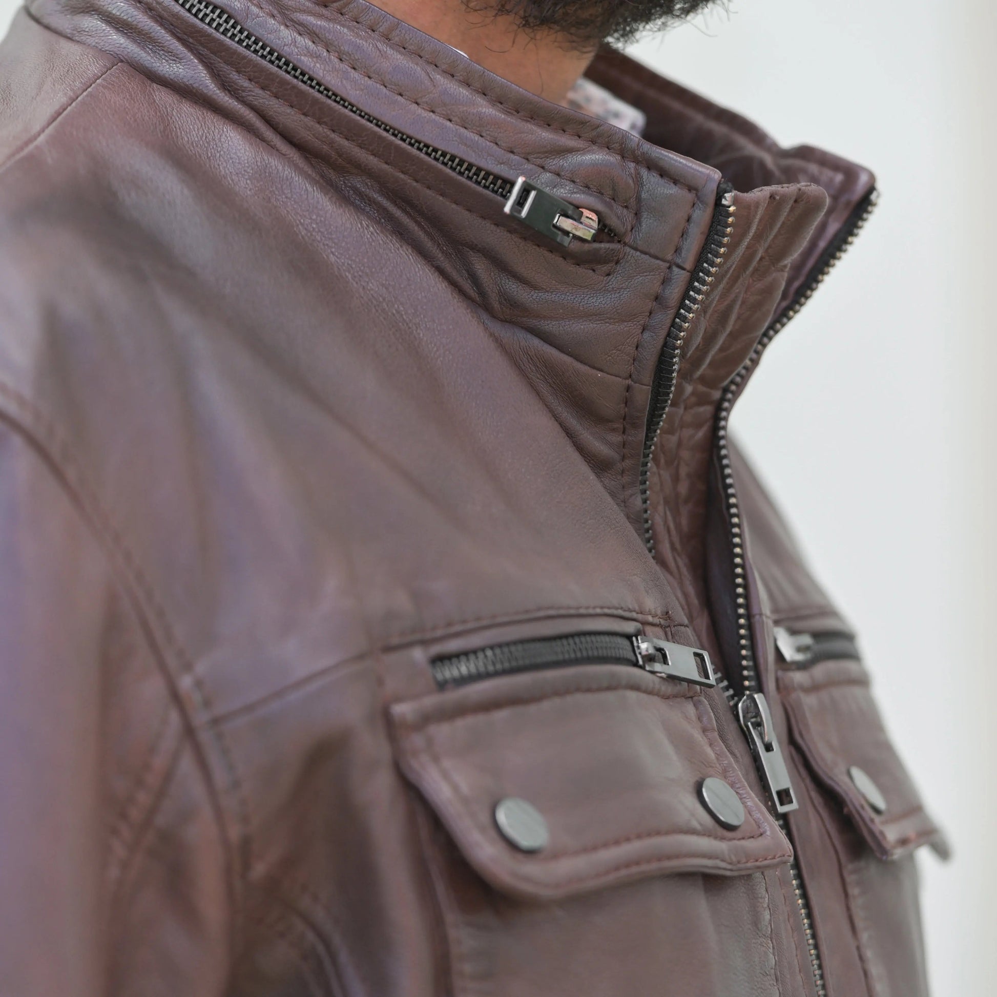 Men's Dual Flap Pockets Leather Jacket