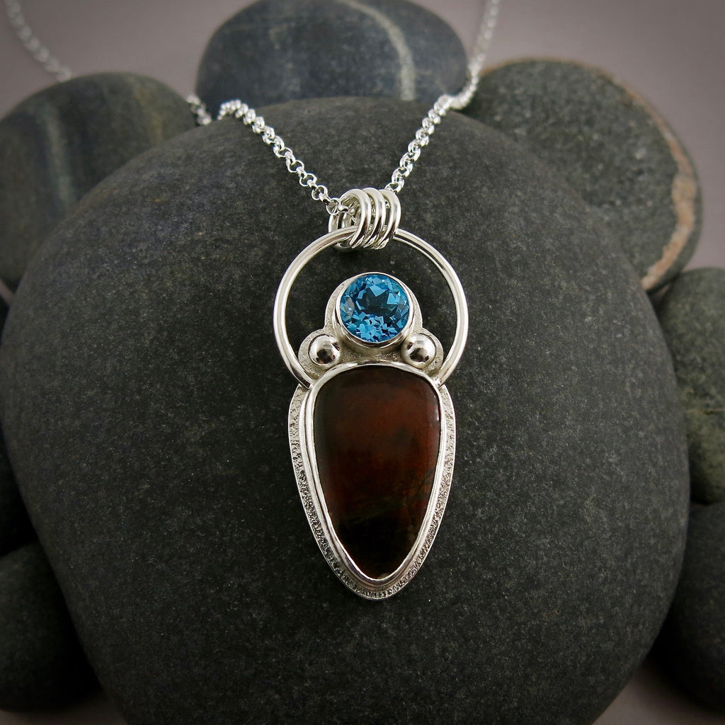 Collier en ammolite et topaze bleue • Argent sterling • Collection Fabulous Fossils