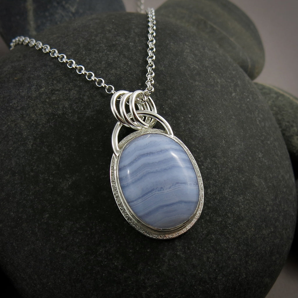 Pendentif en agate dentelle bleue • Argent sterling