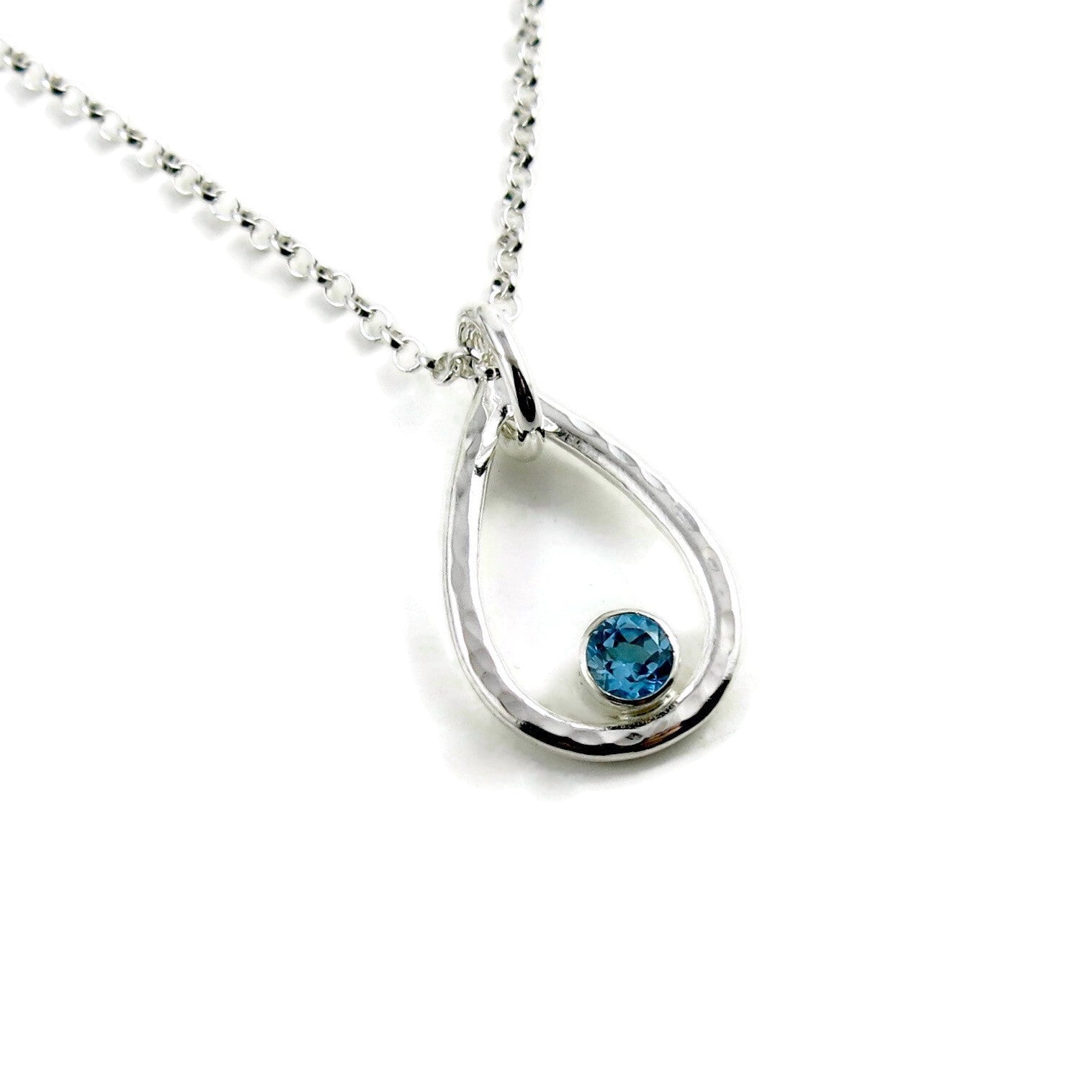 Collier goutte de pluie en topaze bleue • Argent sterling