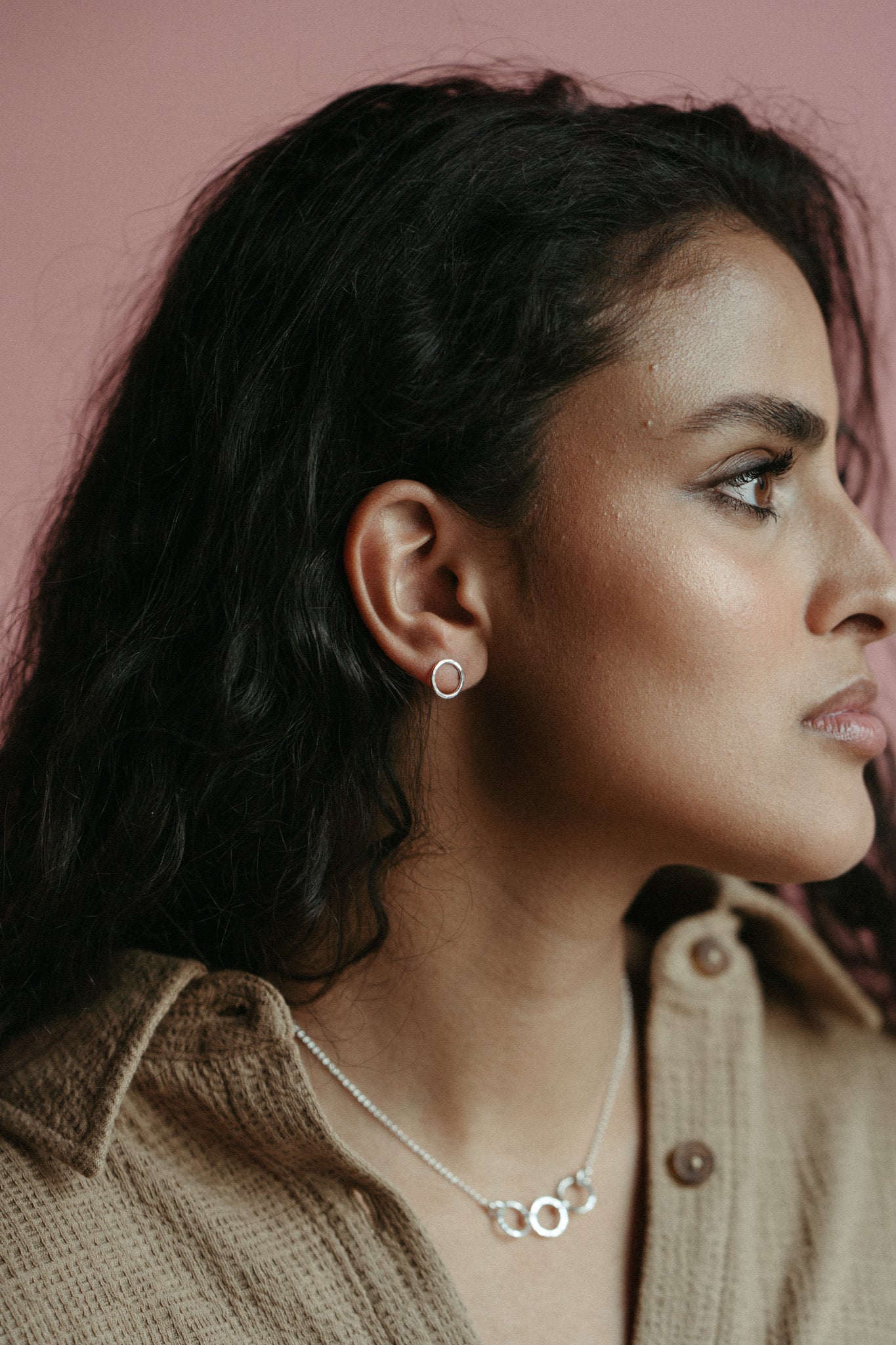 Clous d'oreilles Breathe • Argent sterling texturé martelé