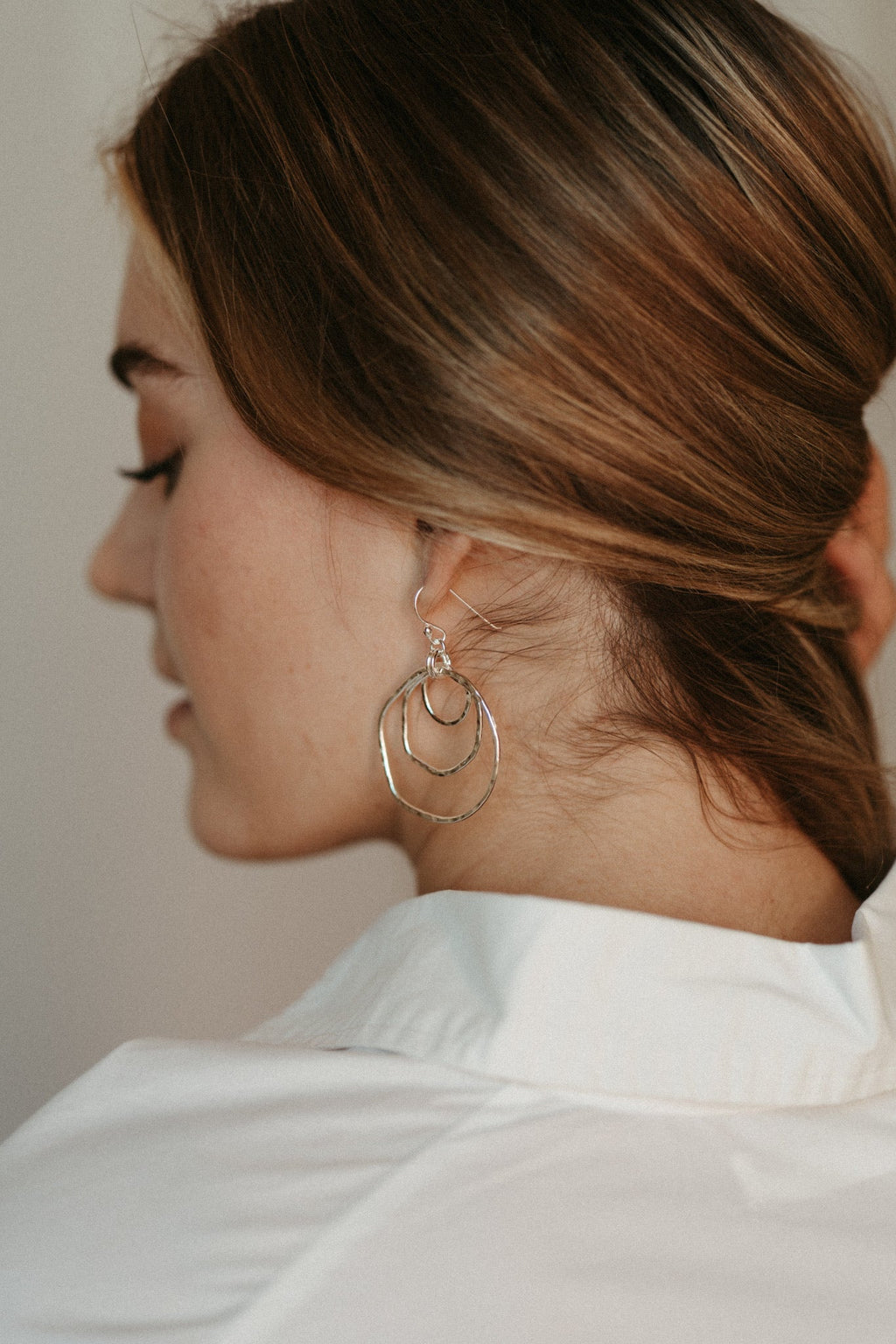 Boucles d'oreilles Coast Trio • Pendants en argent sterling texturés à effet martelé