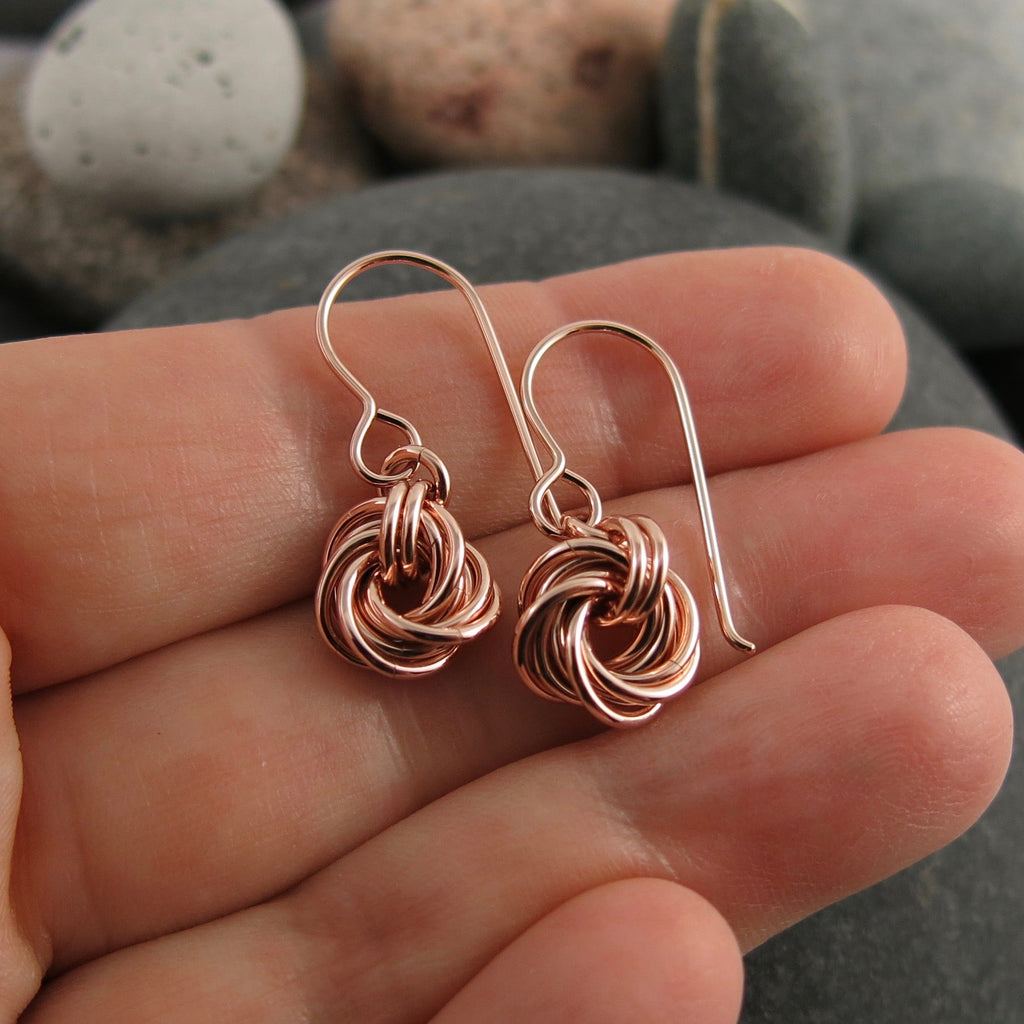 Boucles d'oreilles nœud d'amour sans fin • Or rose 14 carats