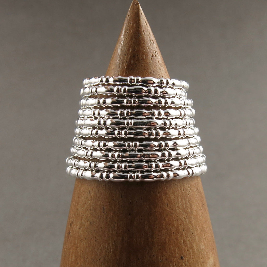 Bague empilable en perles géorgiennes • Argent sterling
