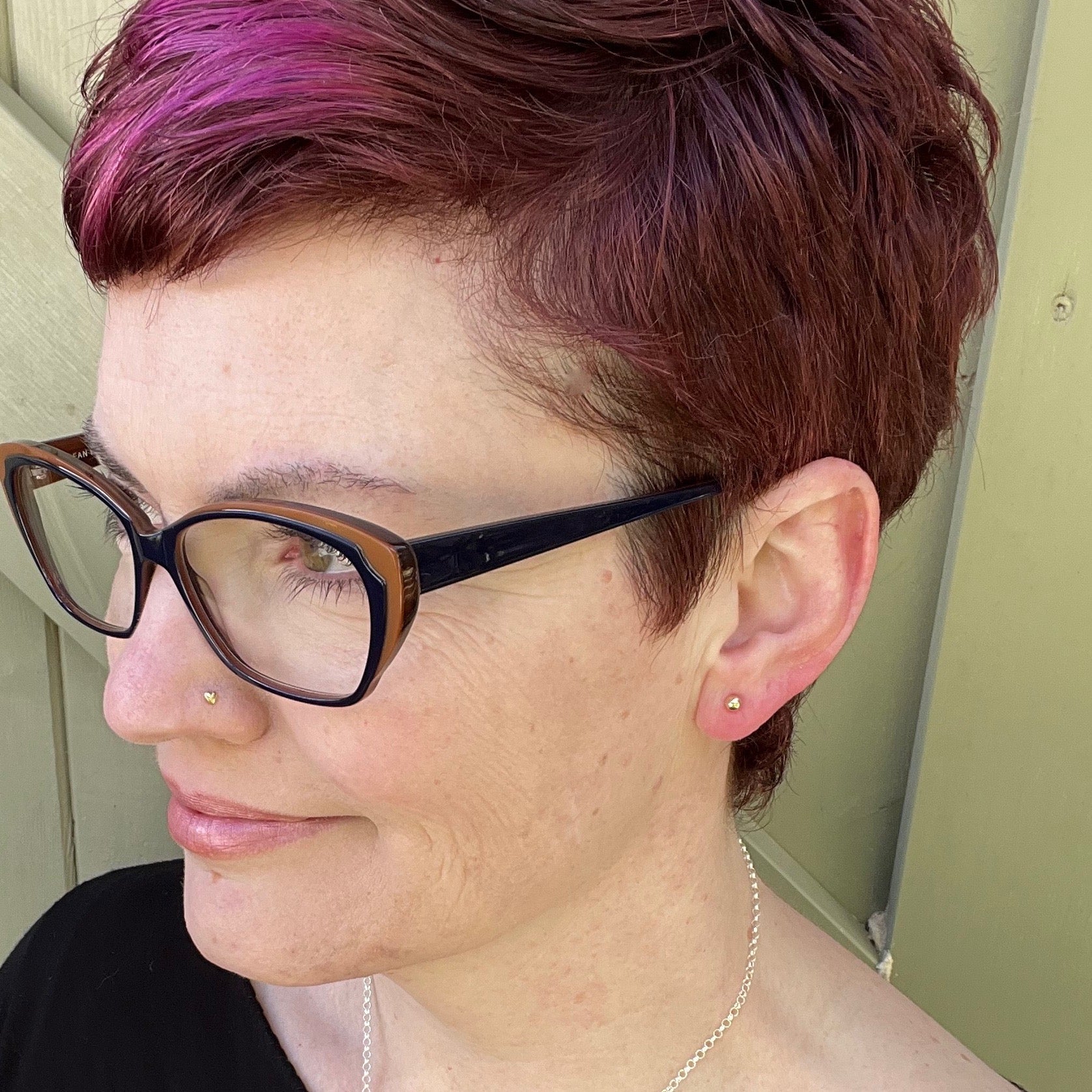 Clous d'oreilles boules en or • Boucles d'oreilles minimalistes en or 14 carats