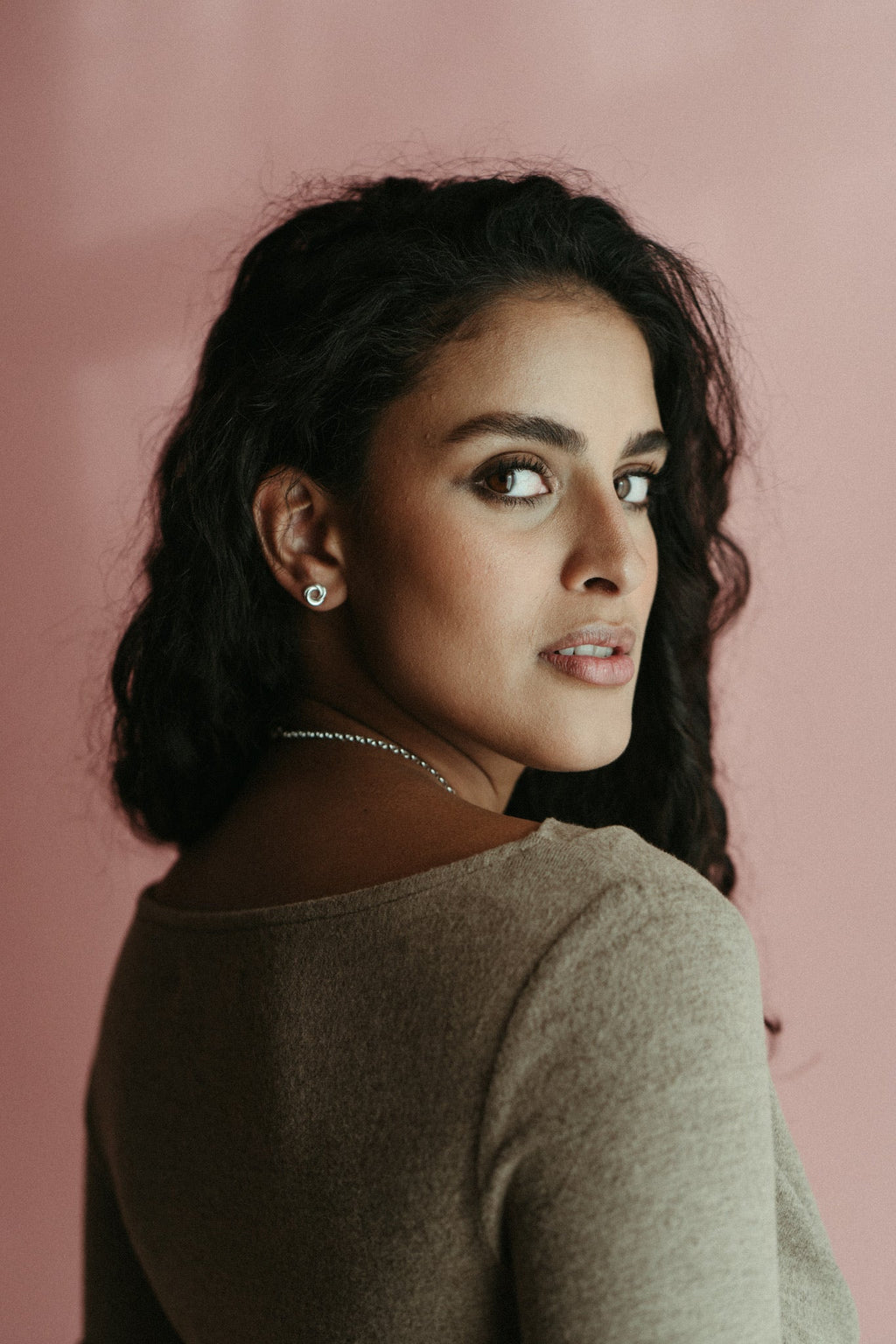 Boucles d'oreilles à tige Love Knot • Or 14 carats