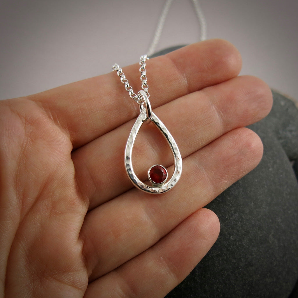 Collier goutte de pluie en opale de feu mexicaine • Argent sterling • Collection Opulent Opals