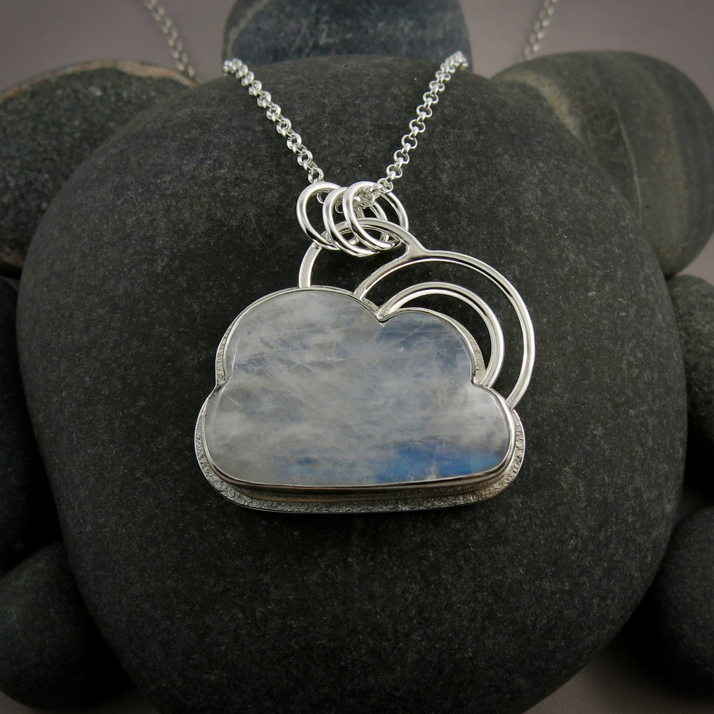 Collier Nuage Silver Linings • Pierre précieuse Nuage en Pierre de Lune Arc-en-ciel en Argent Sterling