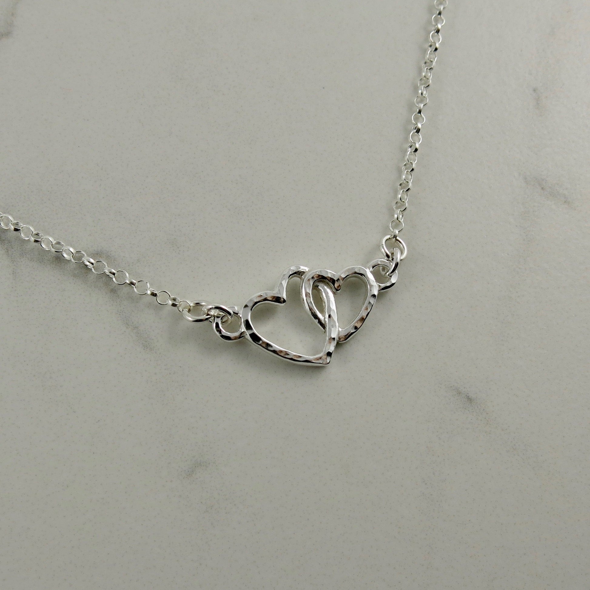 Collier Cœurs Étreinte Mère et Enfant • Argent Sterling