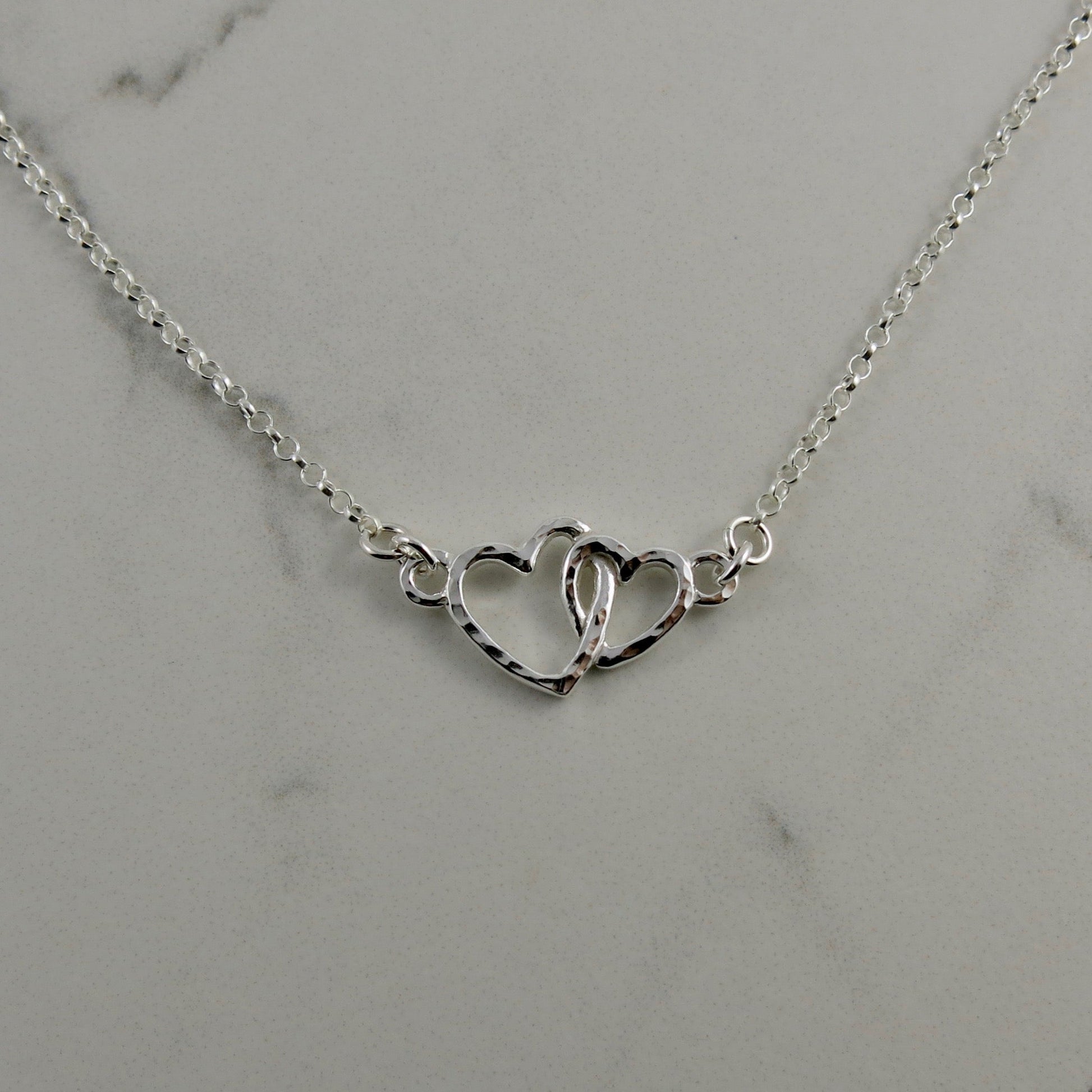 Collier Cœurs Étreinte Mère et Enfant • Argent Sterling