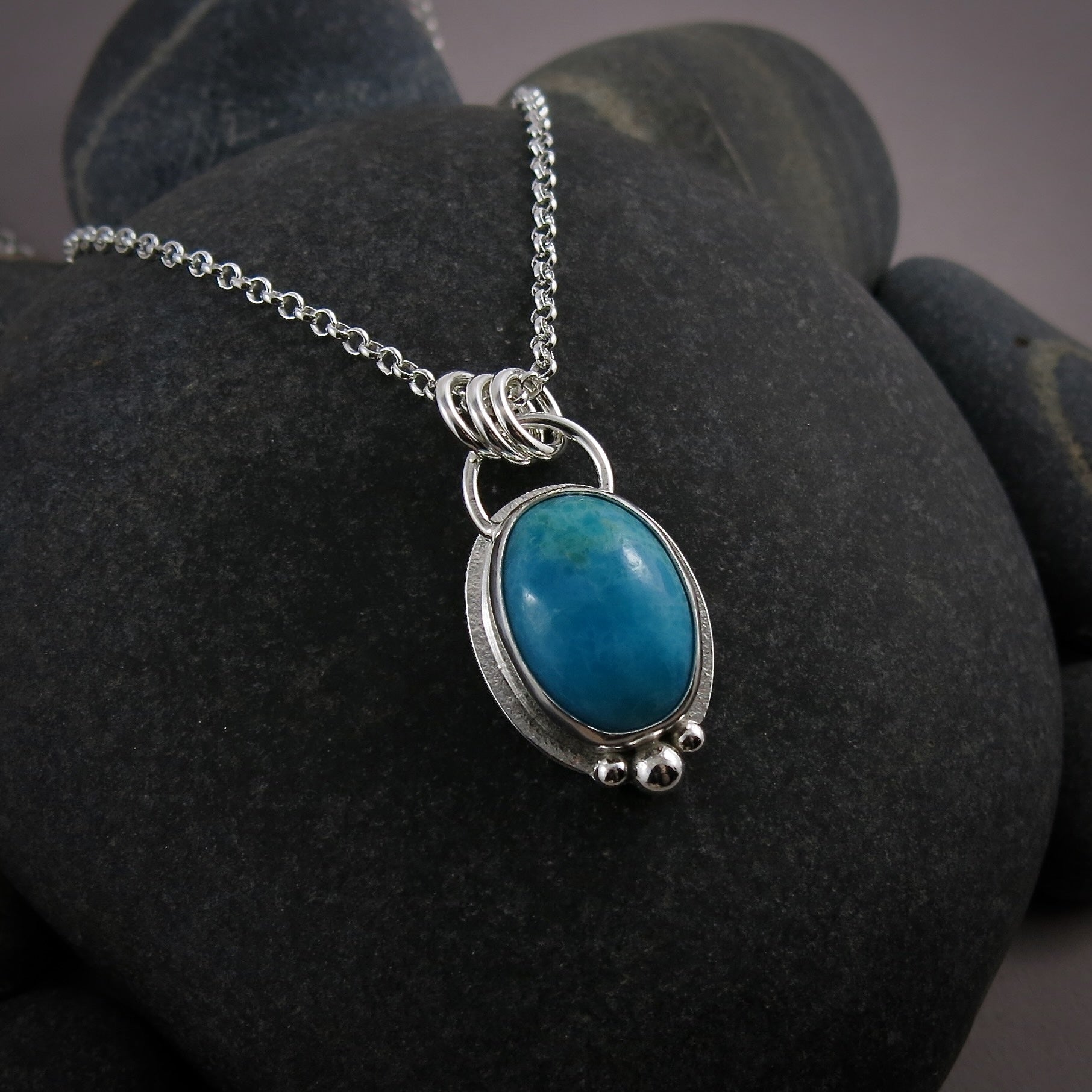 Collier en opaline bleue péruvienne • Argent sterling