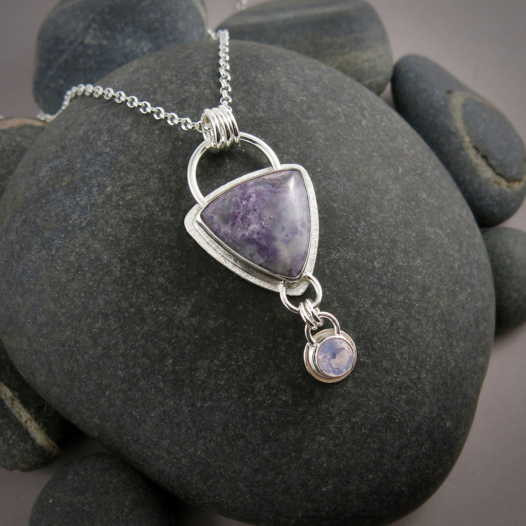 Collier en agate aztèque royale violette et quartz lunaire lavande • Argent sterling • Collection Scenic Wonders