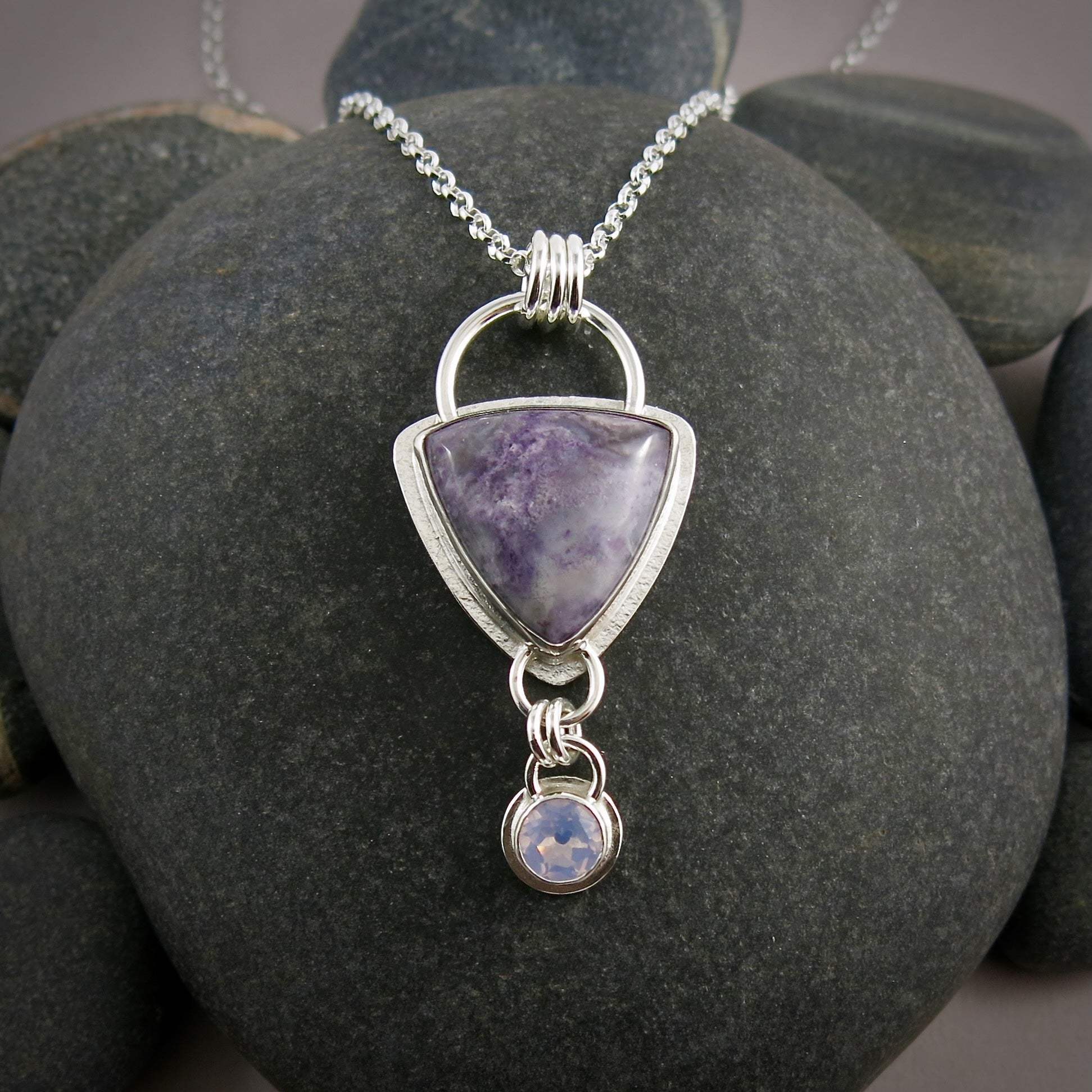 Collier en agate aztèque royale violette et quartz lunaire lavande • Argent sterling • Collection Scenic Wonders