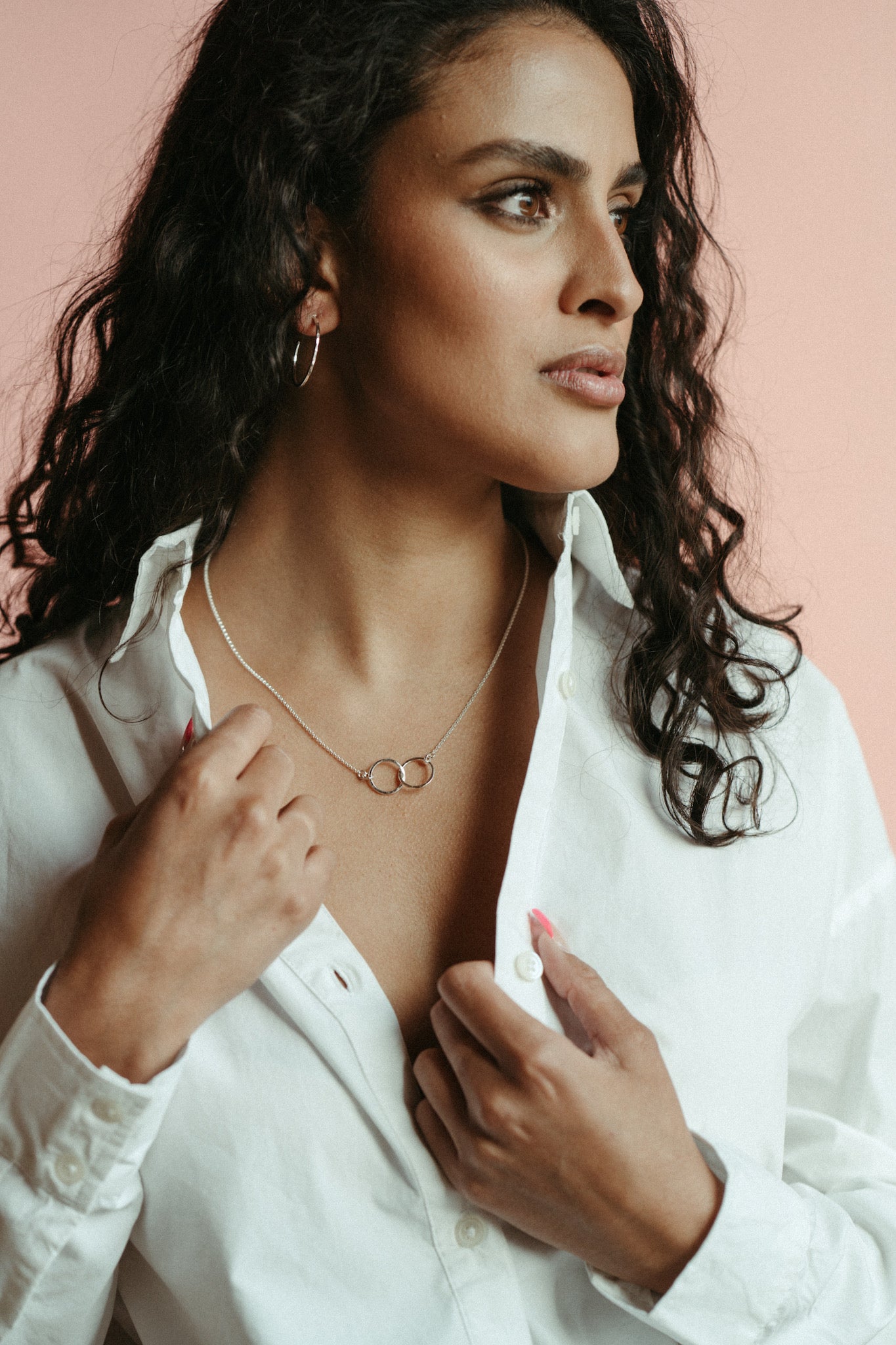 Collier Embrace • Argent sterling texturé martelé avec chaîne Rolo