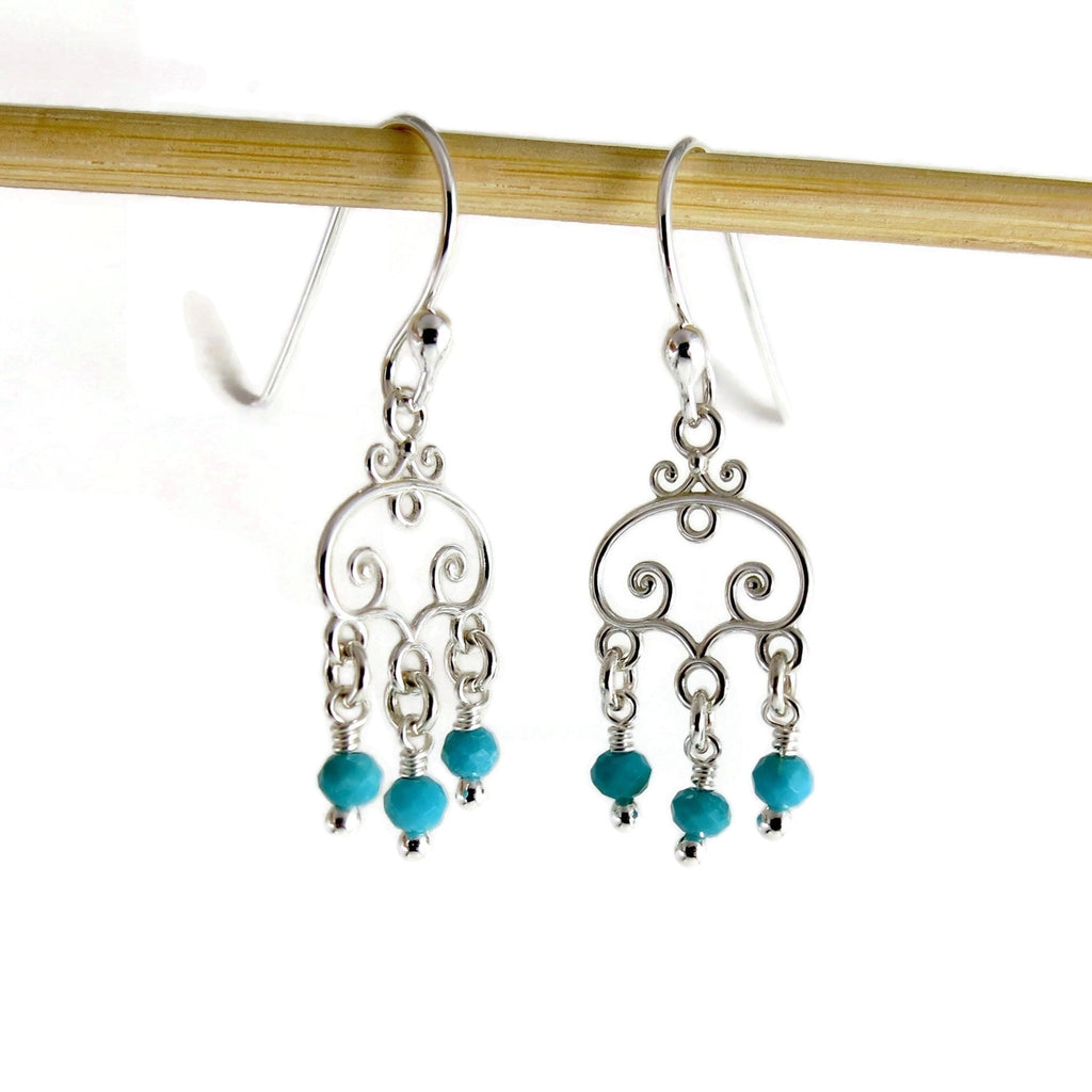 Boucles d'oreilles en argent avec pendentifs en turquoise • Argent sterling et perles de turquoise naturelles